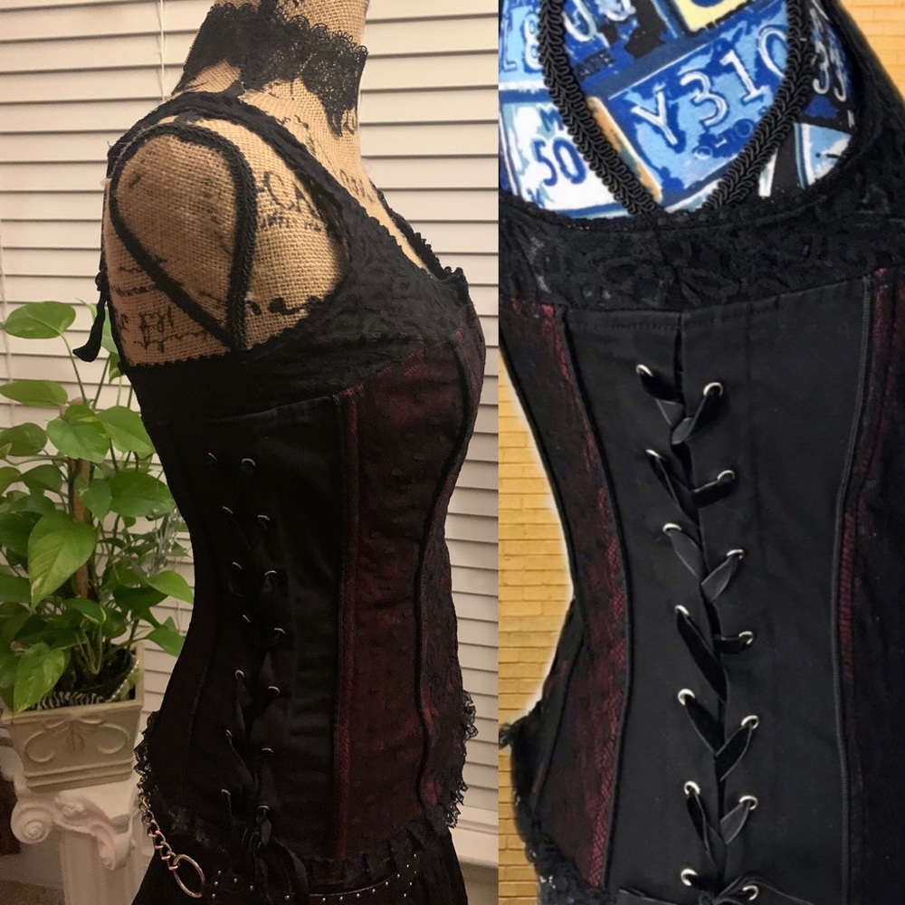 Tripp NYC Burgundy corset top circa 2005. - Picture 4 of 12